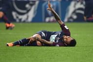 FBL-WC-2018-BRA-FRA-PSG-ALVES-INJURY